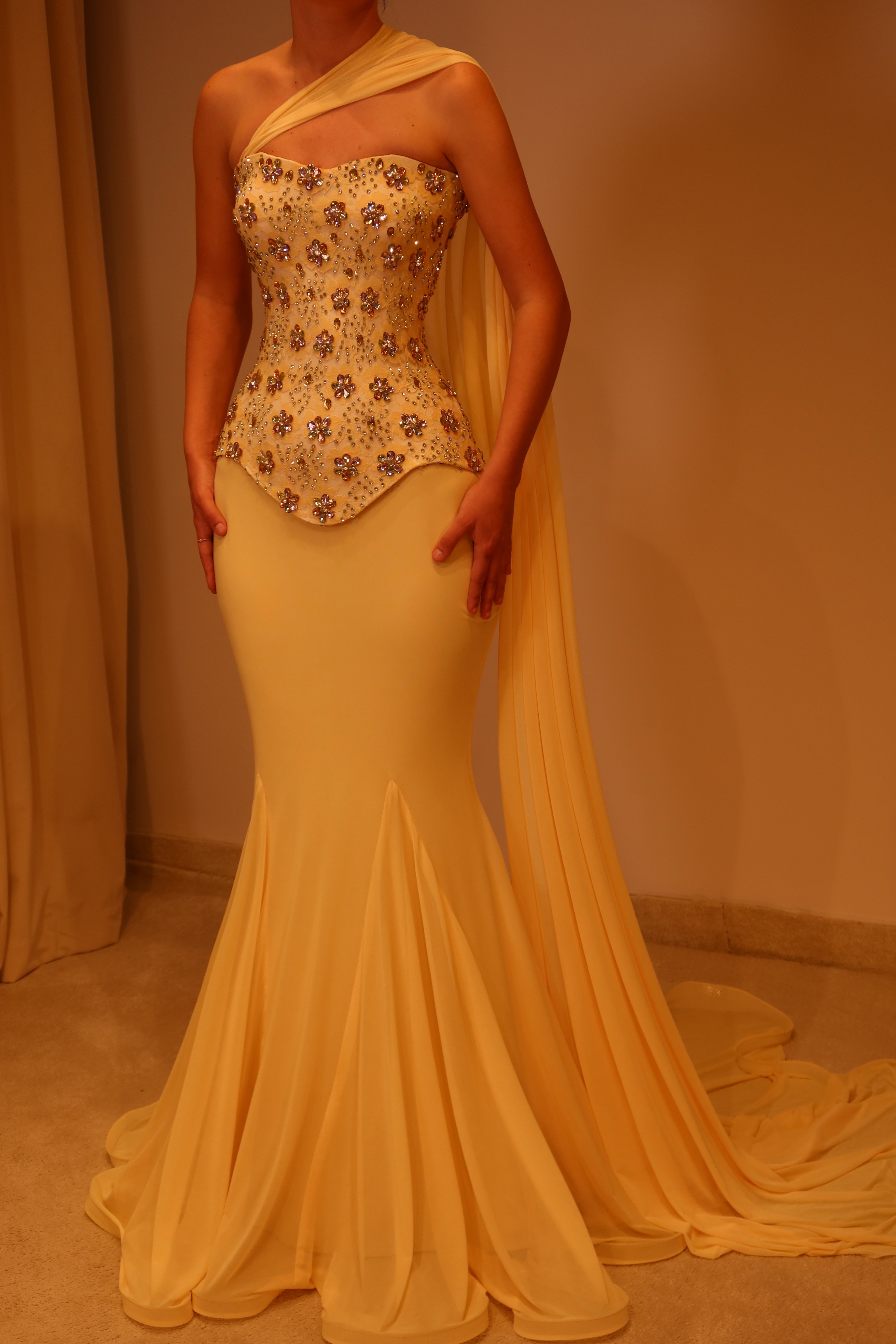 Look 10